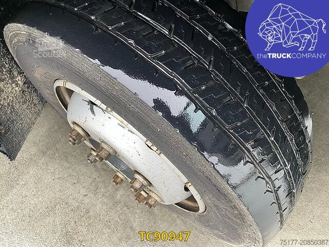 Refrigerated/frozen transport Renault D 210