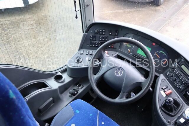 Turistični avtobus Mercedes-Benz Tourismo 16RHD M2 / Lift / USB / Full Options