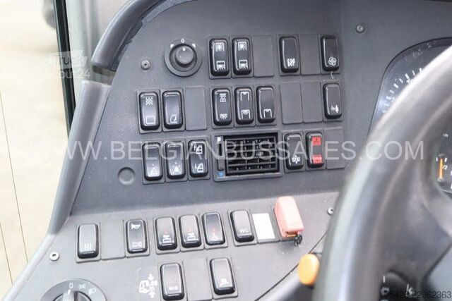 Turistični avtobus Mercedes-Benz Tourismo 16RHD M2 / Lift / USB / Full Options