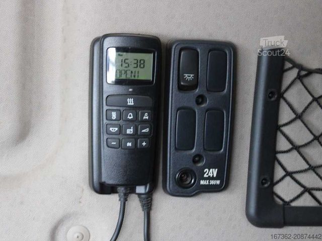 Tovorna dvigalka na tovornjaku SCANIA R 560, FASSI F260XP, AIR SUSPENSIONS, BEACONS