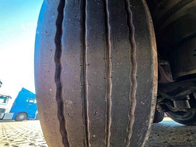 Semirremolque con piso móvil STAS S300ZX / 2 Liftachsen