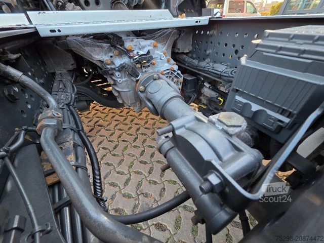 Standard SZM MERCEDES-BENZ Actros 1843