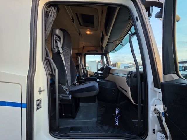 Standard SZM MERCEDES-BENZ Actros 1843