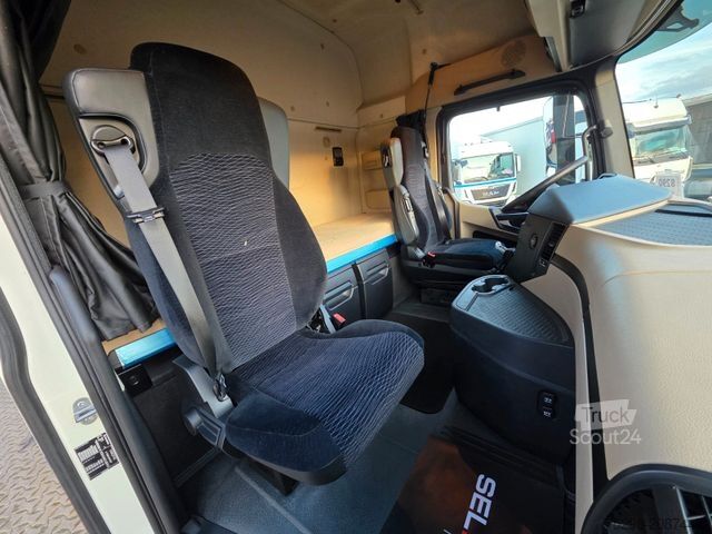 Standard SZM MERCEDES-BENZ Actros 1843