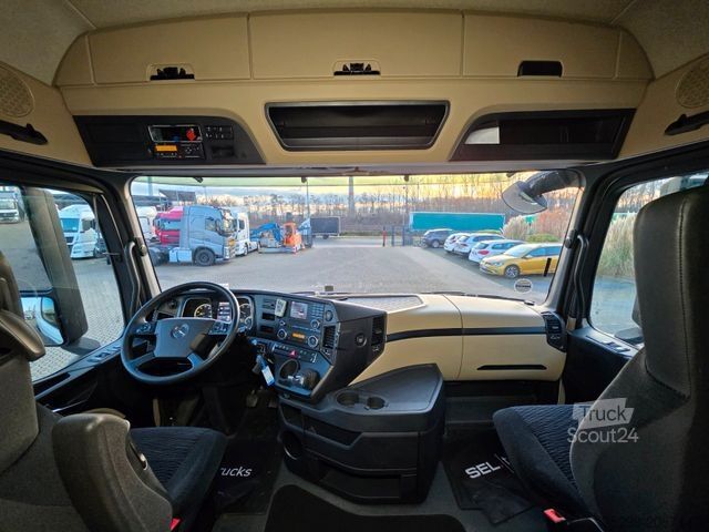 Standard SZM MERCEDES-BENZ Actros 1843