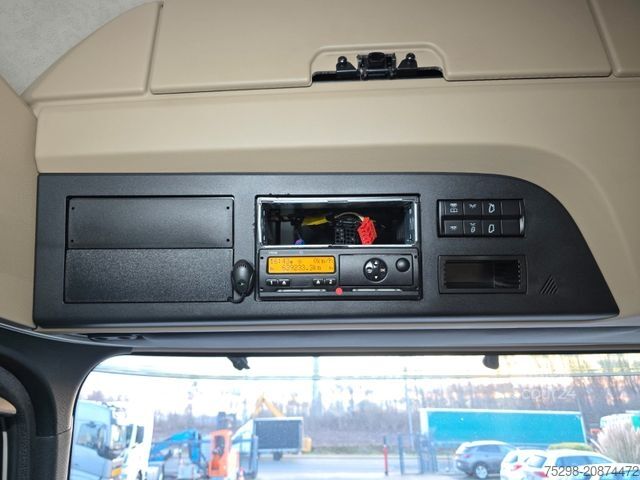 Standard SZM MERCEDES-BENZ Actros 1843