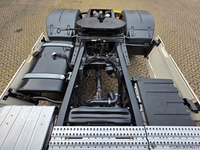 Standard SZM MAN TGX 18.510 4X2 BLS / Retarder / Standklima / 6D