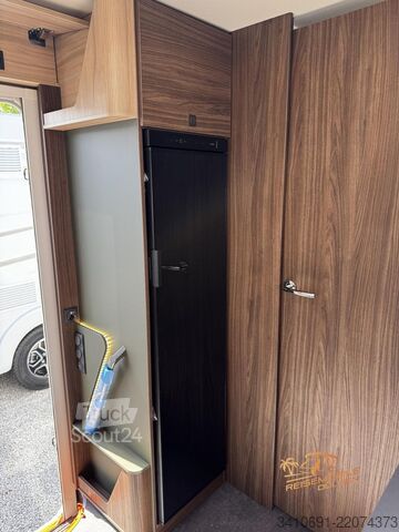 Camping-car semi-intégré EURAMOBIL Profila T 726 EF MBUX FAS 3X MONDIAL PAKETE 4,5t