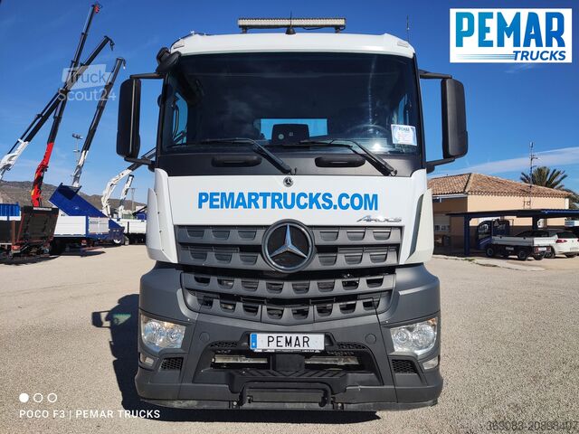 Ciężarówka ciężkiego typu MERCEDES BENZ AROCS 1848 TRACTORA EQUIPO HIDRAULICO
