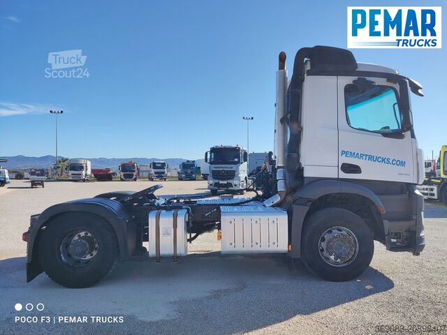 Ciężarówka ciężkiego typu MERCEDES BENZ AROCS 1848 TRACTORA EQUIPO HIDRAULICO