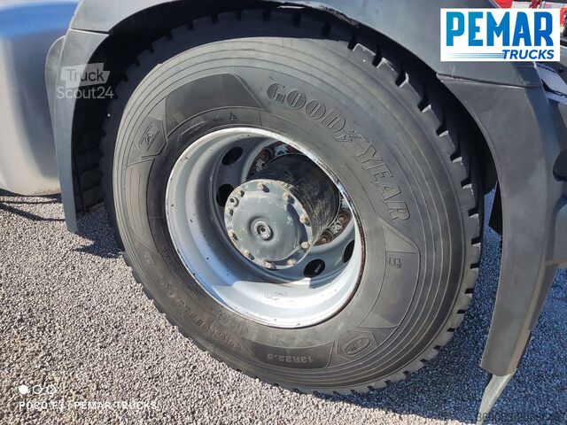 Ciężarówka ciężkiego typu MERCEDES BENZ AROCS 1848 TRACTORA EQUIPO HIDRAULICO