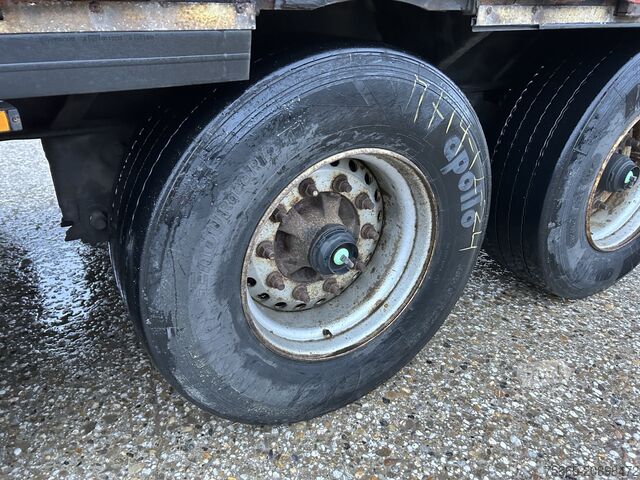 Lonas correderas Krone Profi Liner / Curtainside / VALX Drum / NL Trailer