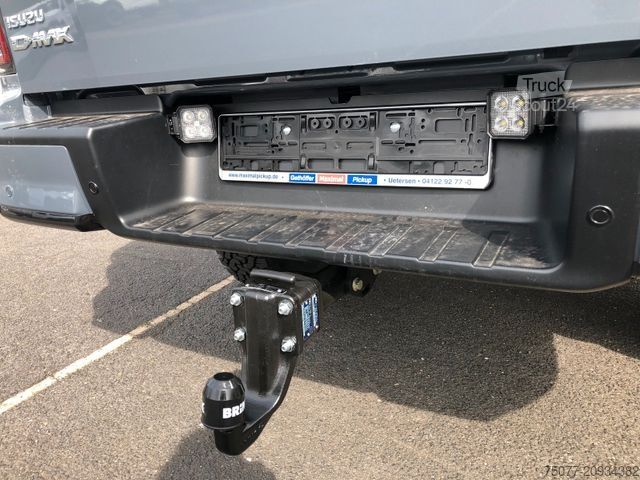 Pick-up furgons ISUZU D-Max Double Cab V-Cross AT + hohes Fahrwerk +