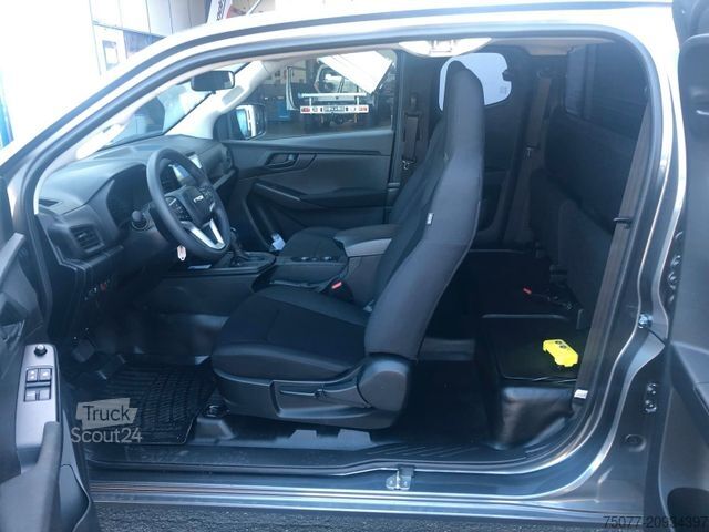 Kravas mikroautobuss ar pašizgāzēju ISUZU D-Max Space Cab L AT BIG-MAX L2+Kipper Schredder