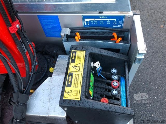 Pick-up skåpbil ISUZU D-Max Space Cab LS AT+Pritsche Kran+ SOFORT+