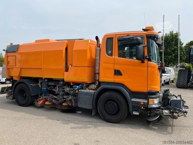 Silniční zametač SCANIA G360