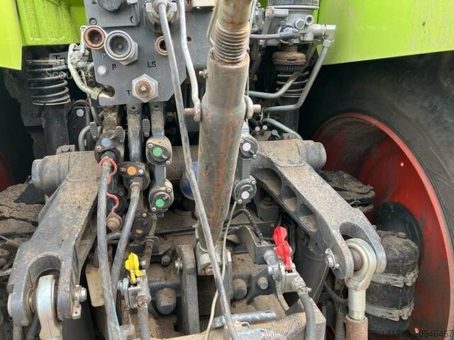 Máquina agrícola CLAAS Axion 800 HEXASHIFT CIS+