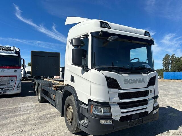 Transport de conteneurs Scania P 500 6x2*4 9 TON FRONT AXLE / RETARDER