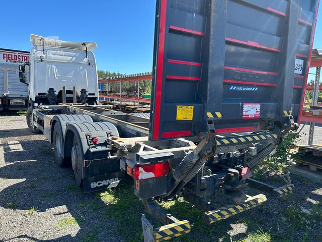 Transport de conteneurs Scania P 500 6x2*4 9 TON FRONT AXLE / RETARDER