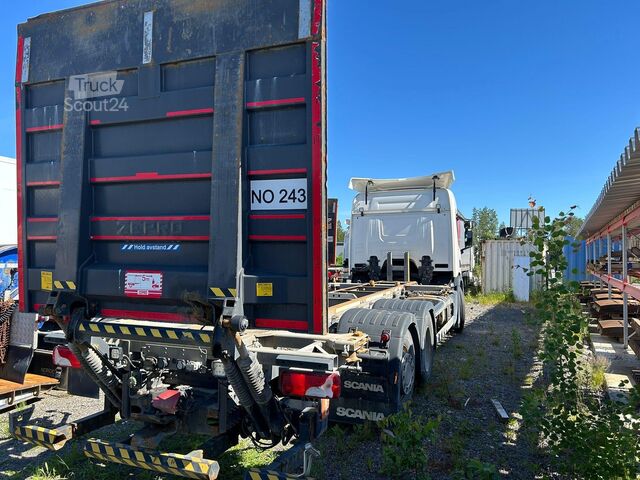 Transport de conteneurs Scania P 500 6x2*4 9 TON FRONT AXLE / RETARDER