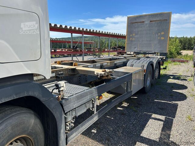 Transport de conteneurs Scania P 500 6x2*4 9 TON FRONT AXLE / RETARDER