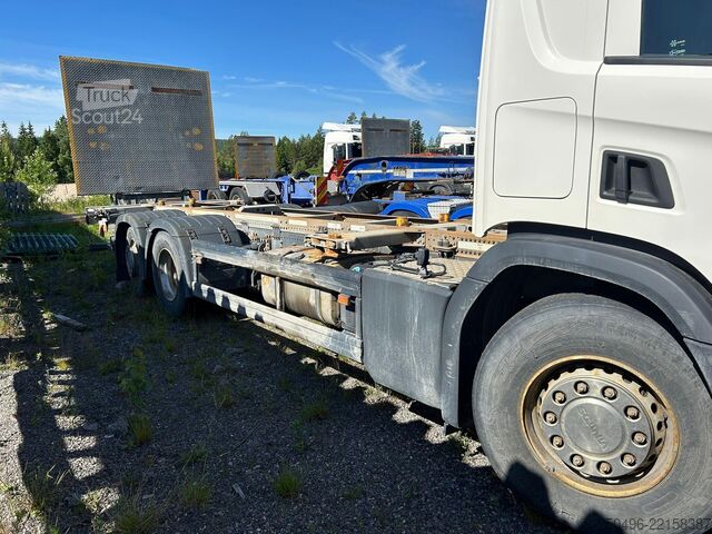Transport de conteneurs Scania P 500 6x2*4 9 TON FRONT AXLE / RETARDER