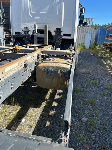 Transport de conteneurs Scania P 500 6x2*4 9 TON FRONT AXLE / RETARDER