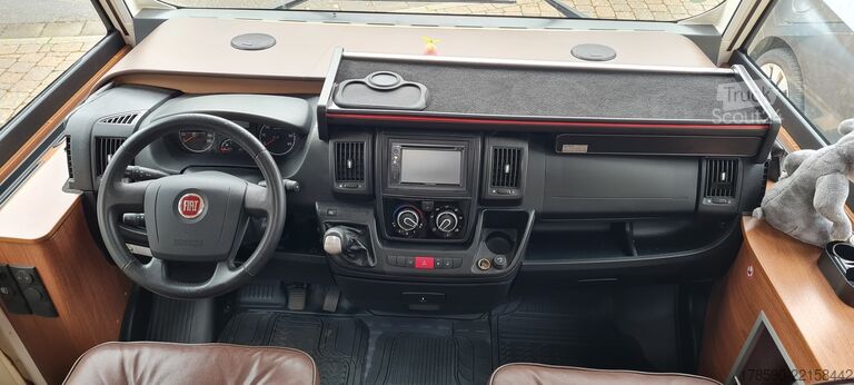 Integriertes Wohnmobil Euramobil Integra