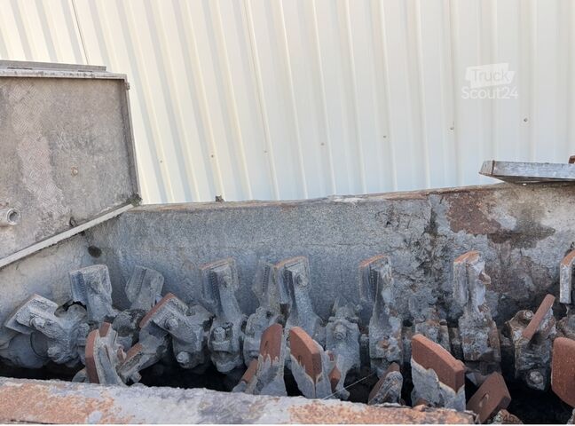 Lenske & Varjaski Nutzfahrzeuge GmbH Lenske & Varjaski Nutzfahrzeuge GmbH Lenske & Varjaski Nutzfahrzeuge GmbH