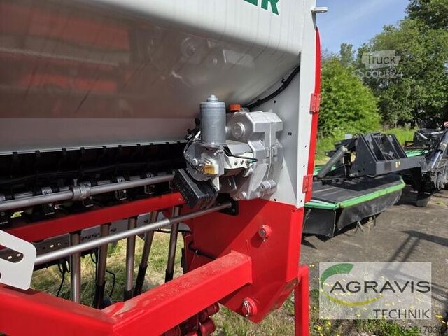 Sembradora Pöttinger VITASEM M 2500