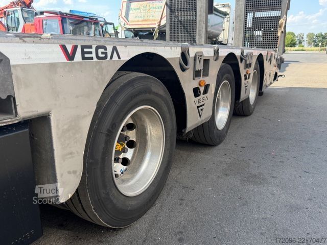 Nízkopodlažný náves Vega VEGA Tieflader, hydr. Rampen, verzinkt, Lenk