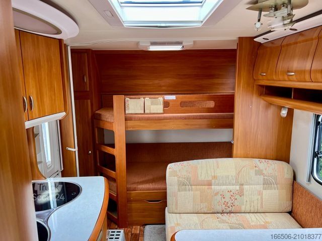 Caravane HOBBY 500 Kmfe Etagenbetten Festbett  Luftvorzelt