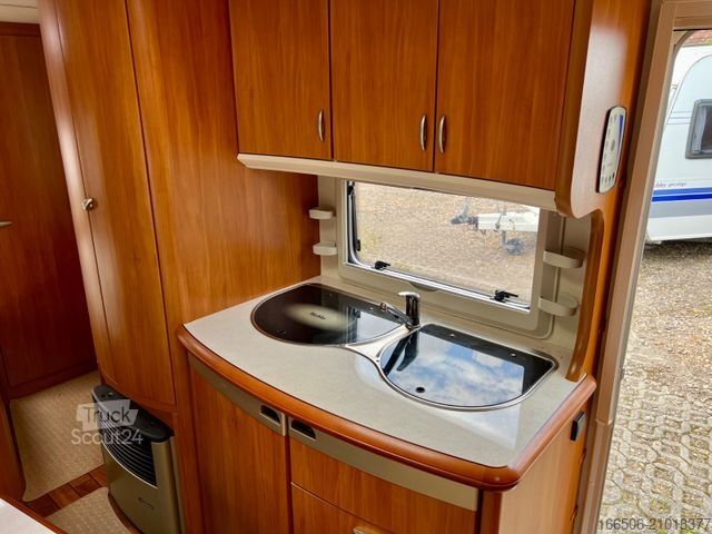 Caravane HOBBY 500 Kmfe Etagenbetten Festbett  Luftvorzelt