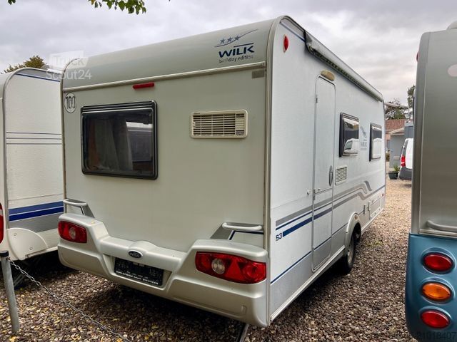 Wohnwagen WILK 450 HTD Mover Vorzelt Markise Festbett