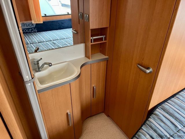 Wohnwagen WILK 450 HTD Mover Vorzelt Markise Festbett