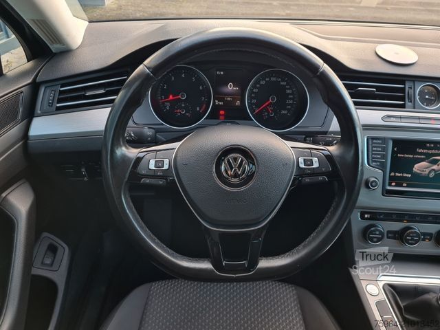 Fourgon VOLKSWAGEN Passat Limo 1.4 TSi Trendline - Comp Media -PDC