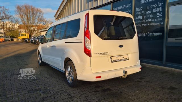 Minibus FORD Grand Tourneo Connect Titanium - AUT - PANO -