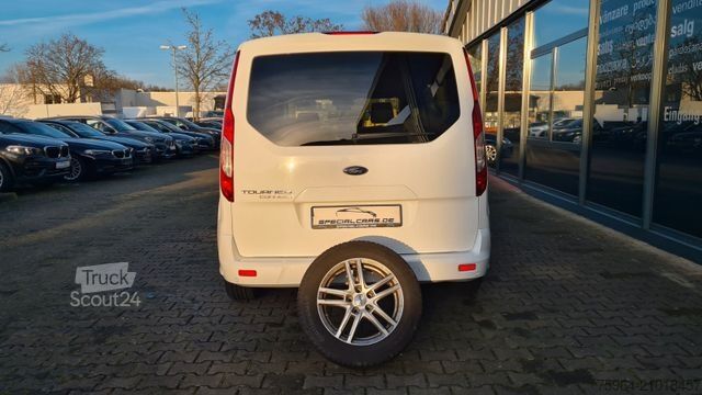 Minibus FORD Grand Tourneo Connect Titanium - AUT - PANO -