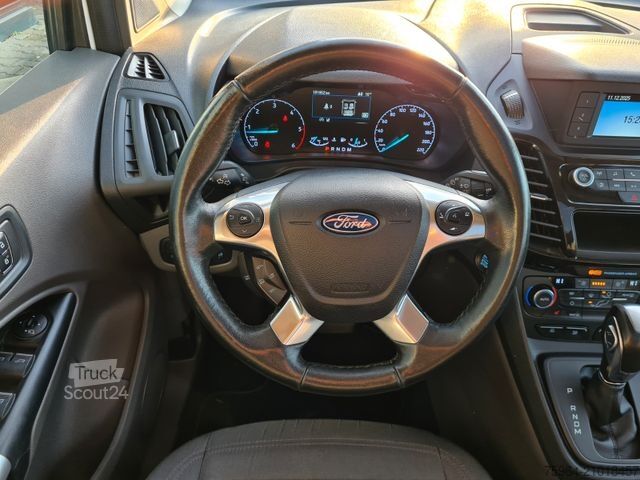 Minibus FORD Grand Tourneo Connect Titanium - AUT - PANO -