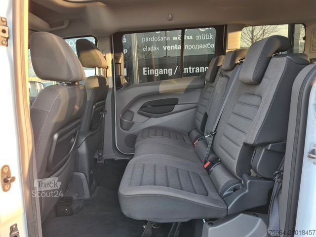 Minibus FORD Grand Tourneo Connect Titanium - AUT - PANO -