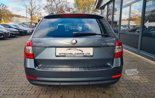 Minibus SKODA Octavia Combi Ambition 1.6 TDi - AHK -