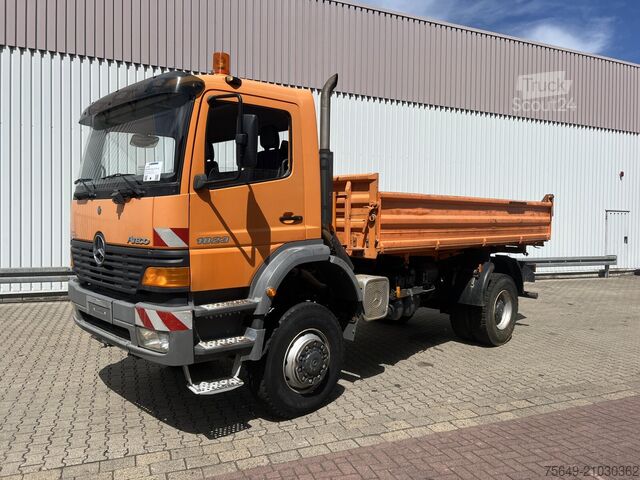 Camion-benne tricar Mercedes-Benz Atego 1823 AK 4x4 Atego 1823 AK 4x4