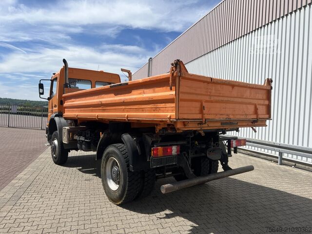 Camion-benne tricar Mercedes-Benz Atego 1823 AK 4x4 Atego 1823 AK 4x4