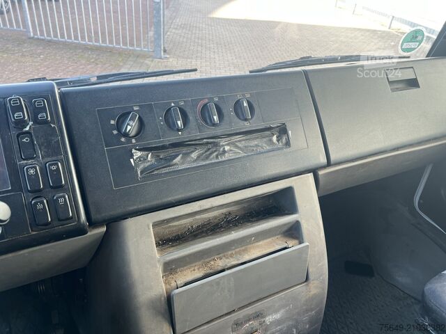 Driezijdige kipper bestelwagen Mercedes-Benz Vario 816 D 4x2 Doka Vario 816 D 4x2 Doka, 2x AHK, Meiller Kipper