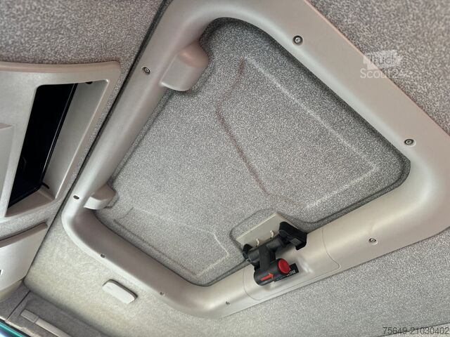 Châssis de camion Iveco-Magirus Trakker AD260T45W 6x6 Trakker AD260T45W 6x6