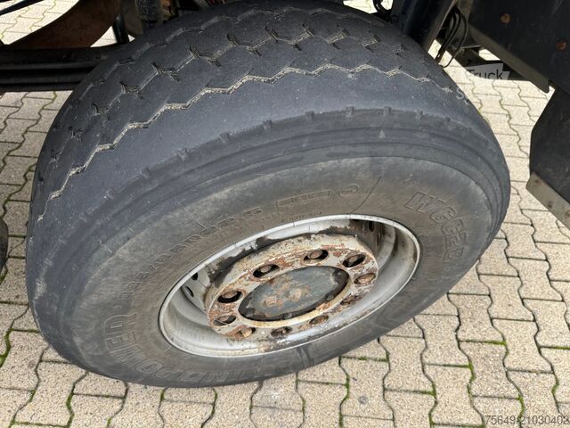 Châssis de camion Iveco-Magirus Trakker AD260T45W 6x6 Trakker AD260T45W 6x6