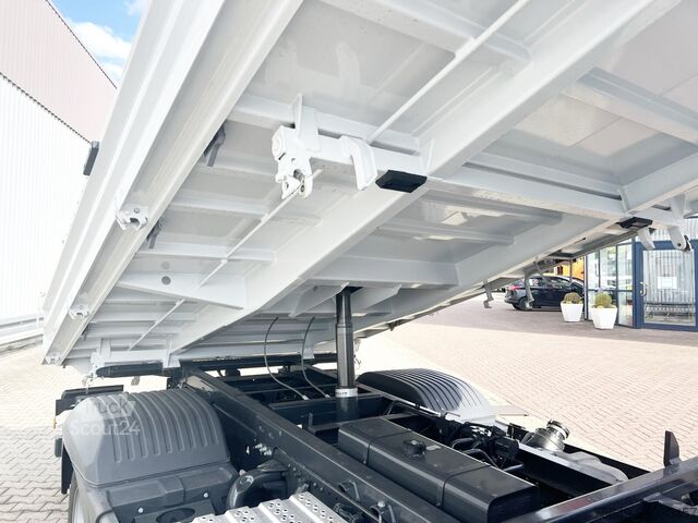 Driezijdige kipper bestelwagen Mercedes-Benz Atego 818/23 K 4x2 Atego 818/23 K 4x2, 2x AHK, Meiller-Kipper, mehrfach Vorhanden!