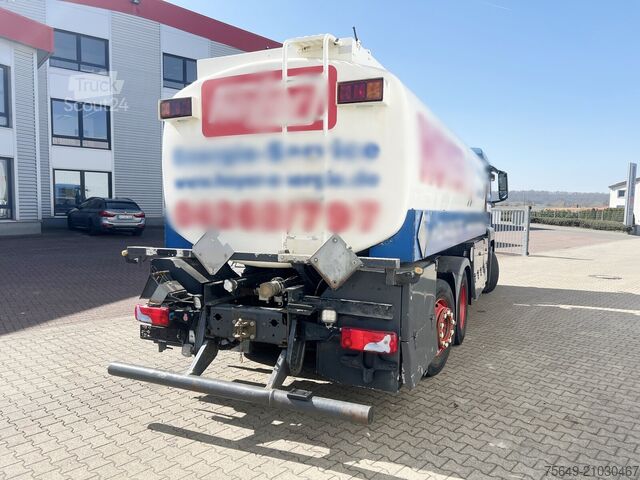 LKW mit Tankaufbau MAN TGA 26.400 6x2-4 BL TGA 26.400 6x2-4 BL, A1, Lenk-/Liftachse, ADR, Kässbohrer Tank ca. 20.820l, 3 Kammern