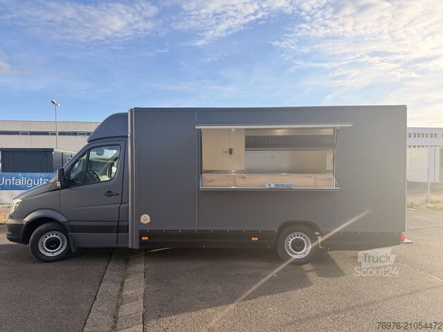Magasin Mobile Mercedes-Benz Foodtruck, Imbisswagen, Food Truck mit neuer Küche und Ausstattung