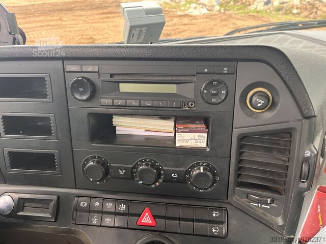 Грузовик-самосвал Mercedes-Benz Arocs